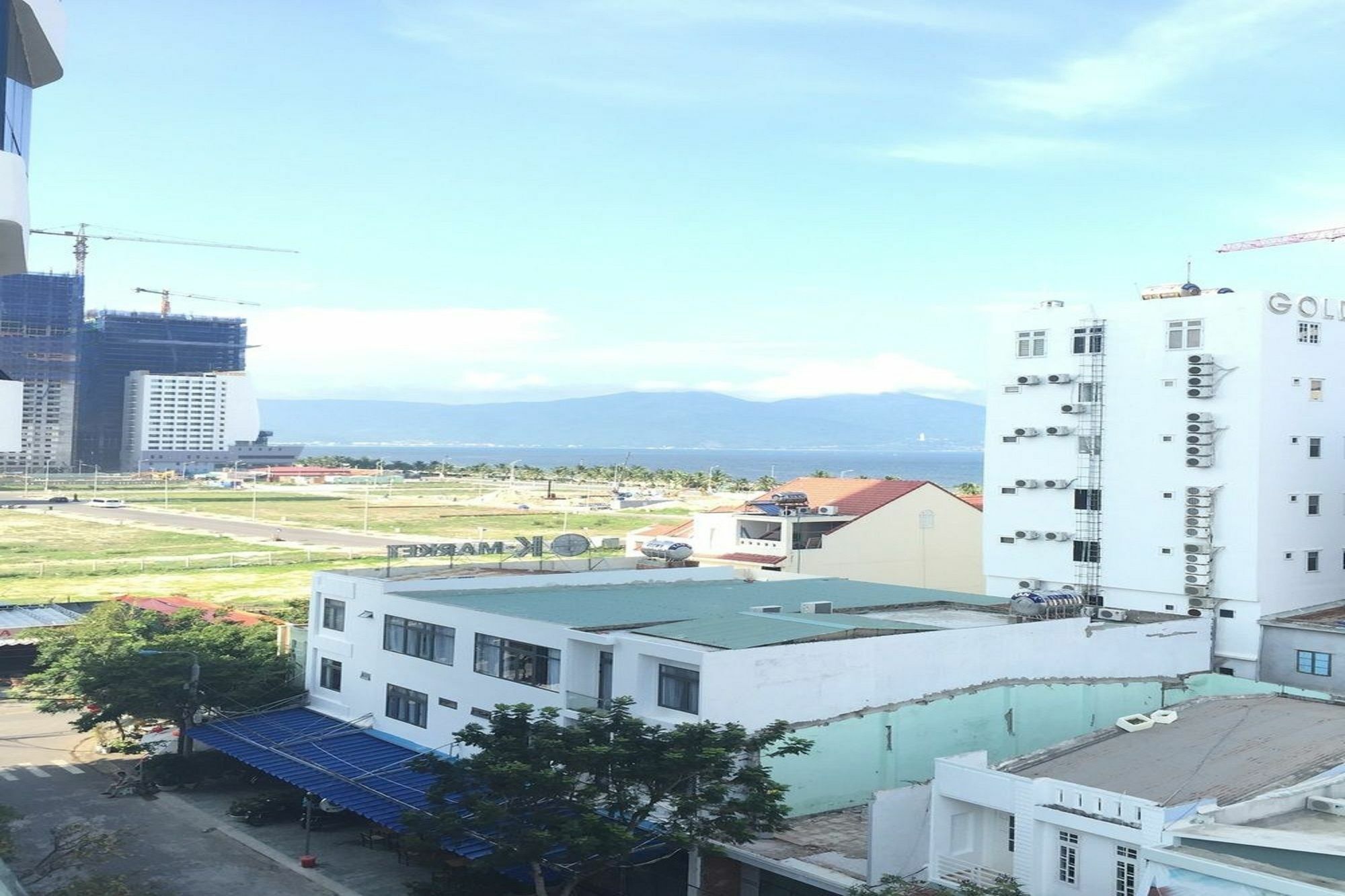 Victori Hotel Danang Экстерьер фото