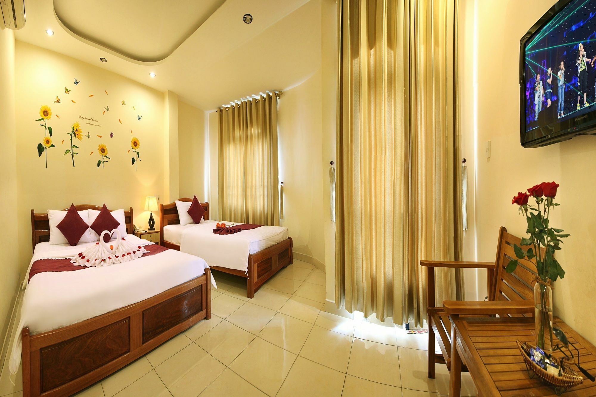 Victori Hotel Danang Экстерьер фото